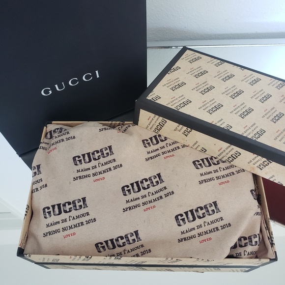 AUTH Gucci Guccy Sega Logo Wallet - Picture 6 of 8